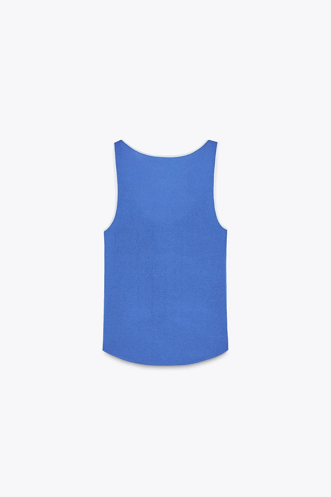 CONTRAST TRIM KNIT TOP