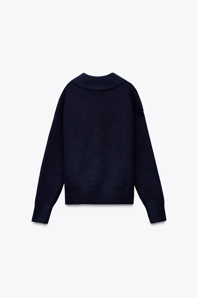 BASIC V-NECK KNIT SWEATER