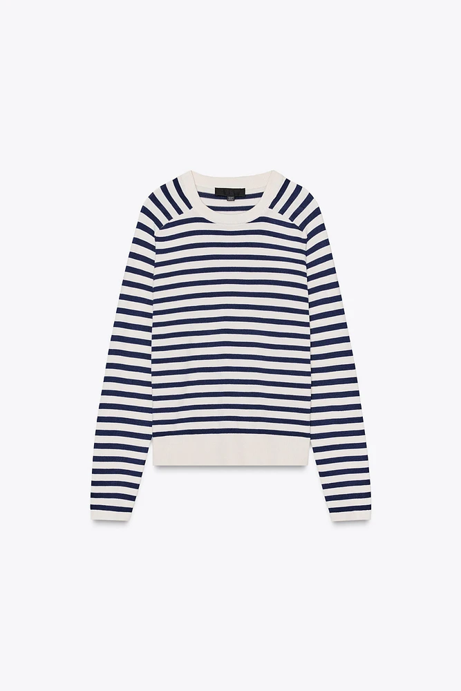 STRIPED KNIT SWEATER