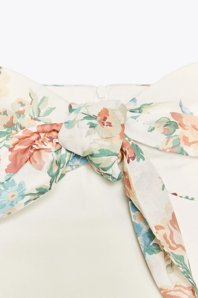 ROBE COURTE FOULARD IMPRIMÉ
