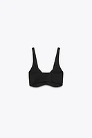 INTERLOCK CROP TOP