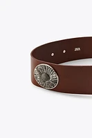 WIDE LEATHER BELT WITH FLOWERS