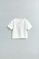 T-SHIRT COL TUNISIEN TEXTURE COMBINÉE