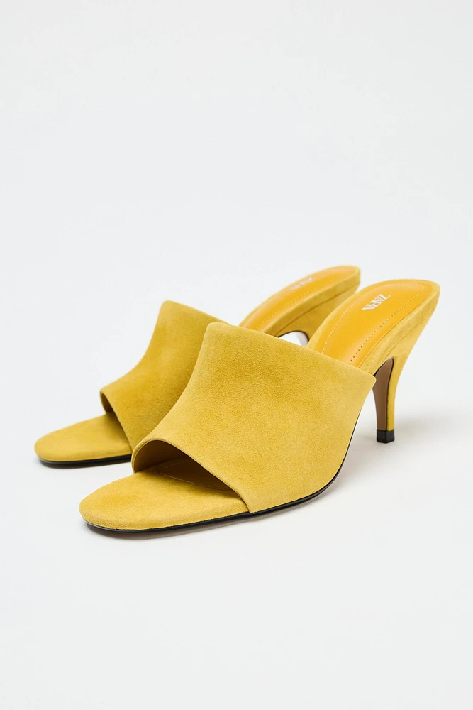 MULES À TALONS EN CUIR
