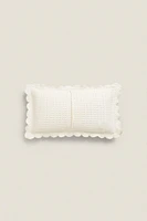 CHILDREN'S THROW PILLOW COVER WITH SCALLOPED DETAIL