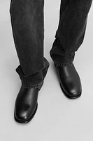 LEATHER CHELSEA BOOTS