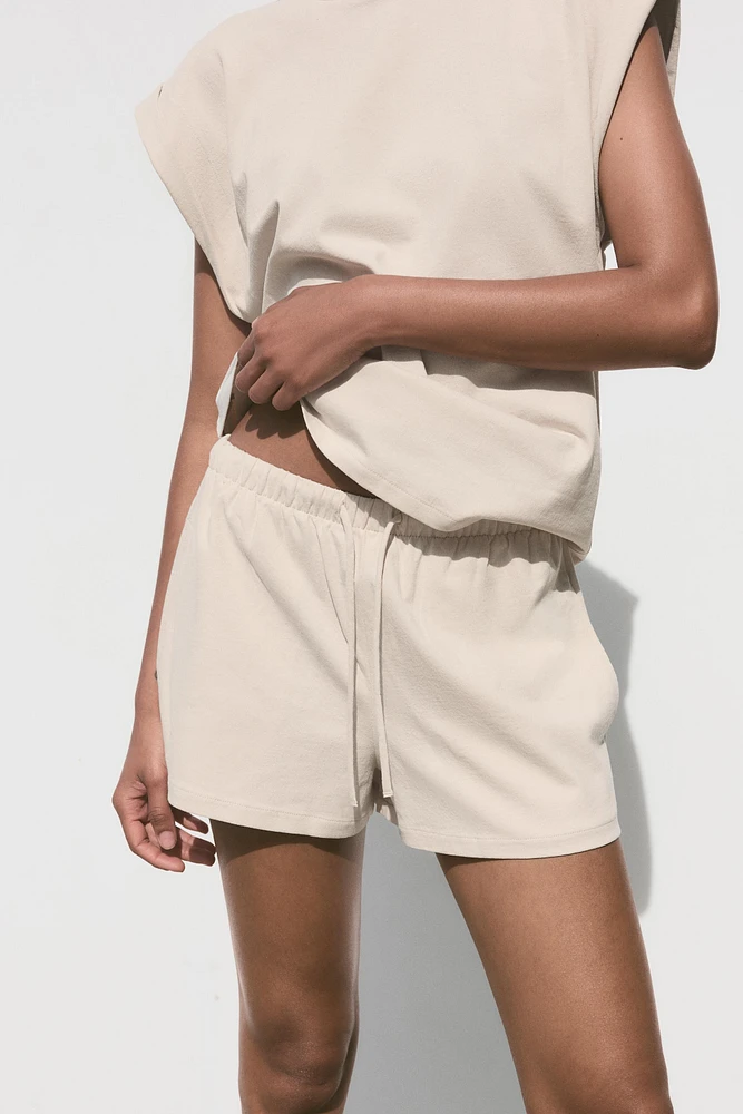 SHORT RUSTIQUE