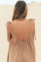FLOWY MIDI DRESS