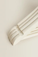 PACK OF CHILDREN’S WOODEN HANGERS (PACK OF 4)