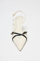 CHAUSSURES À TALONS BRIDES AVEC BOUCLE