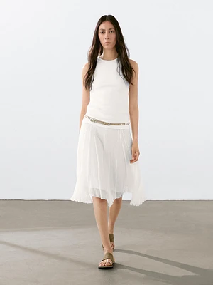 Pleated skirt with godet detail