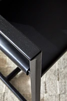 CHAIR 03