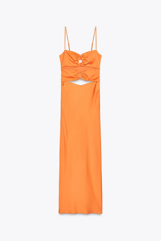 ROBE MI-LONGUE SATINÉE AJOURÉE
