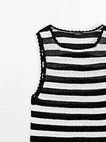 Top en maille à rayures et liserés contrastants