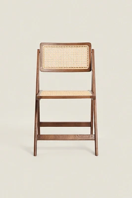 RATTAN AND WOOD FOLDING CHAIR