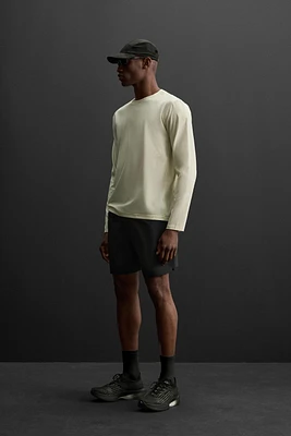 T-SHIRT PERFORÉ À MANCHES LONGUES