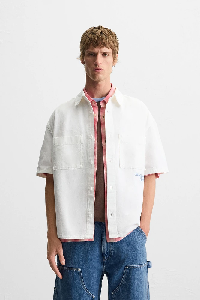 CHEMISE BRODÉE EN MATIÈRES VARIÉES