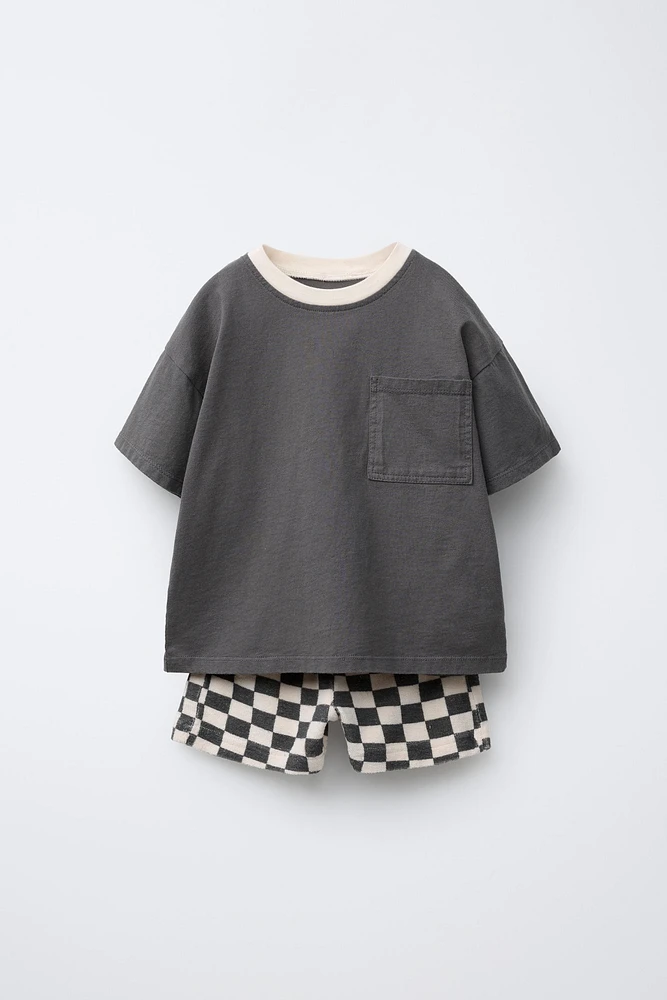ENSEMBLE DE JOGGING T-SHIRT ET BERMUDA À CARREAUX DAMIER