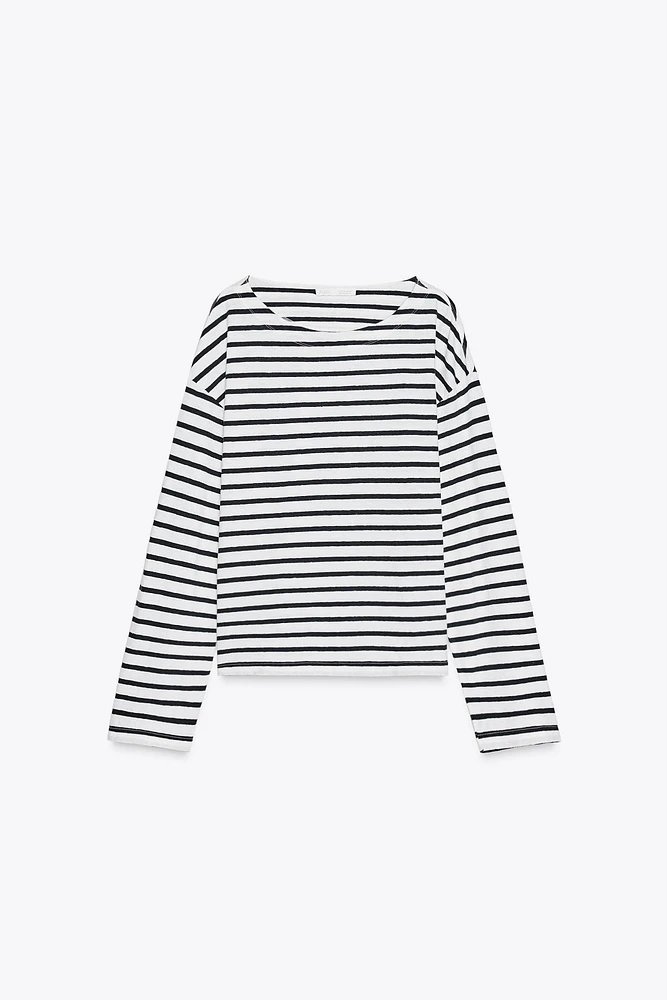 STRIPED LONG SLEEVE T-SHIRT