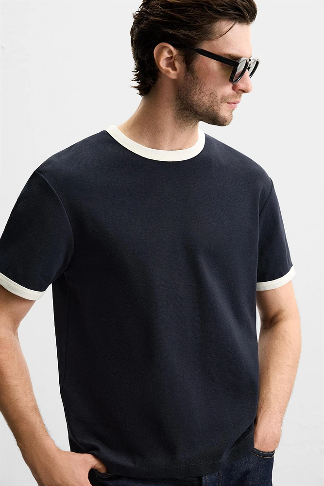 CONTRAST RIB T-SHIRT