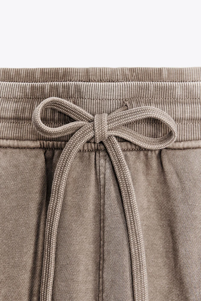 WASHED EFFECT FLEECE SHORTS