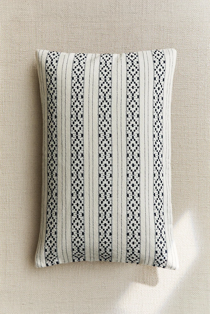 GEOMETRIC PRINT THROW PILLOW COVER