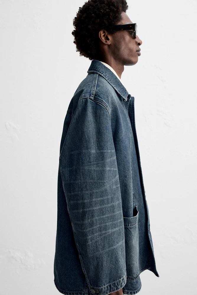 SURCHEMISE EN DENIM DÉLAVÉ