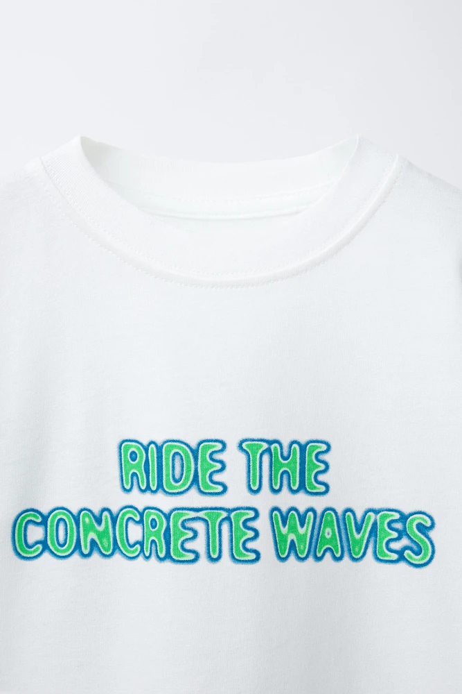 T-SHIRT SKATE NÉON