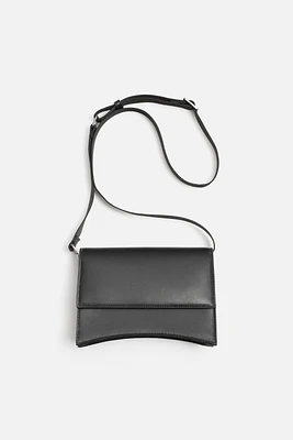 CROSSBODY BAG WITH FLAP