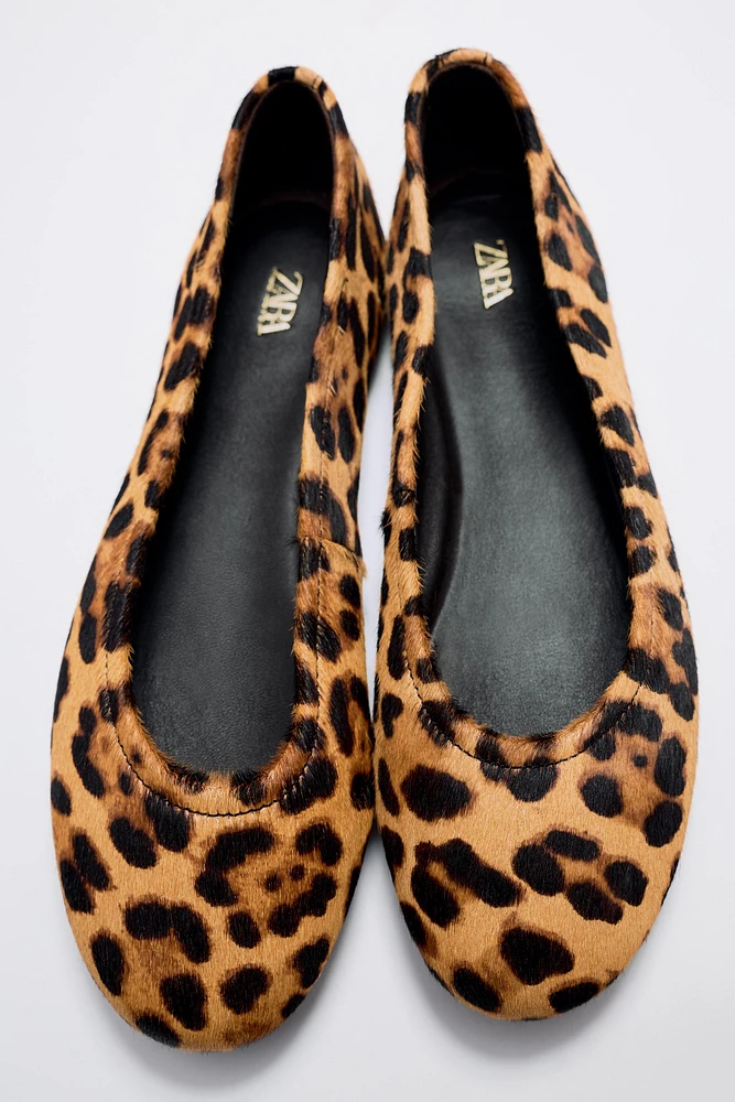 LEATHER ANIMAL PRINT BALLET FLATS