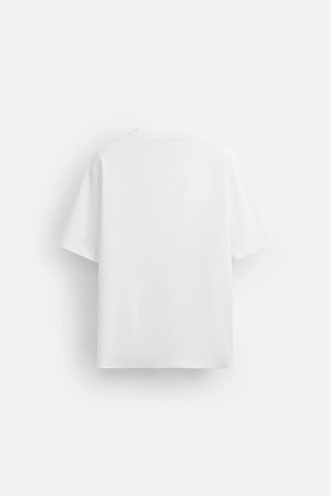 T-SHIRT BRODERIE EN MATIÈRES VARIÉES