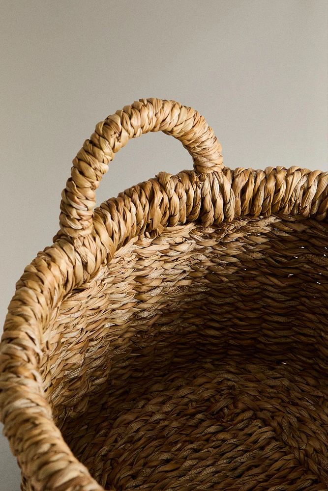 CYLINDRICAL SEAGRASS BASKET