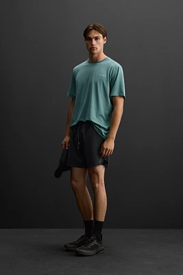 PERFORATED PRINT TRAINING T-SHIRT