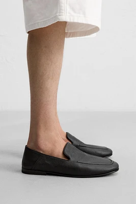 MOCASSINS EN CUIR