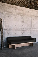 DAYBED 01