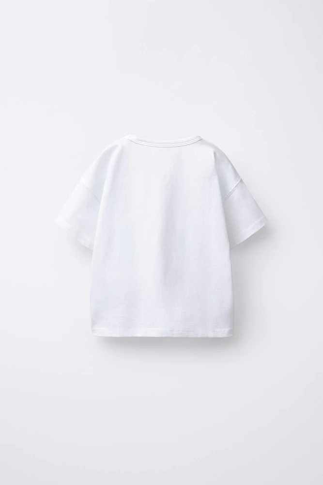 T-SHIRT IMPRIMÉ