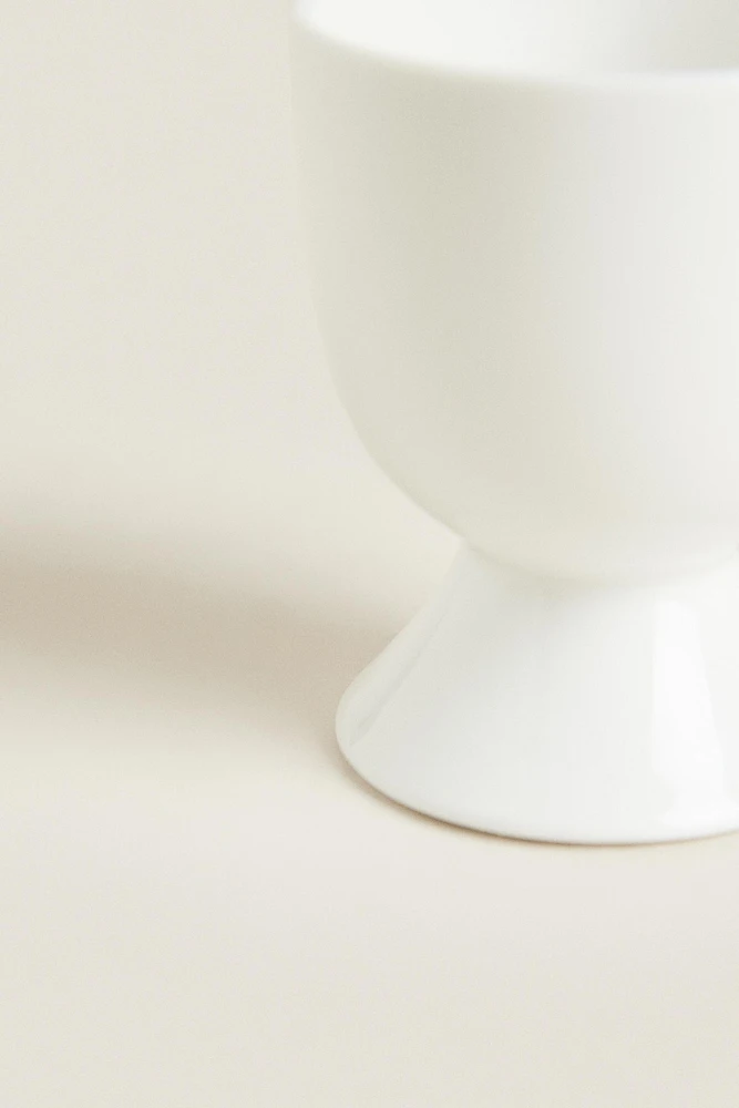 BONE CHINA EGG CUP