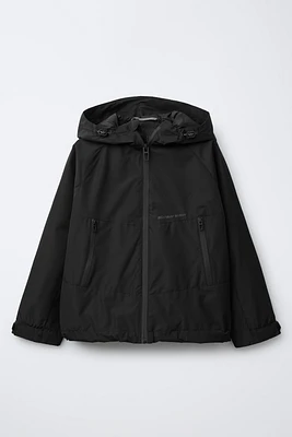 LIGHTWEIGHT HOODED WATER-REPELLENT JACKET