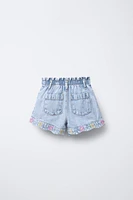 EMBROIDERED FLOWER DENIM SHORTS