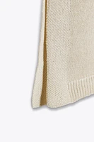ASYMMETRIC HEM KNIT TOP