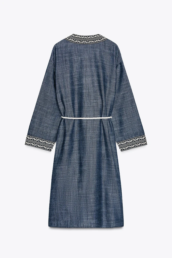KIMONO BRODÉ CEINTURE