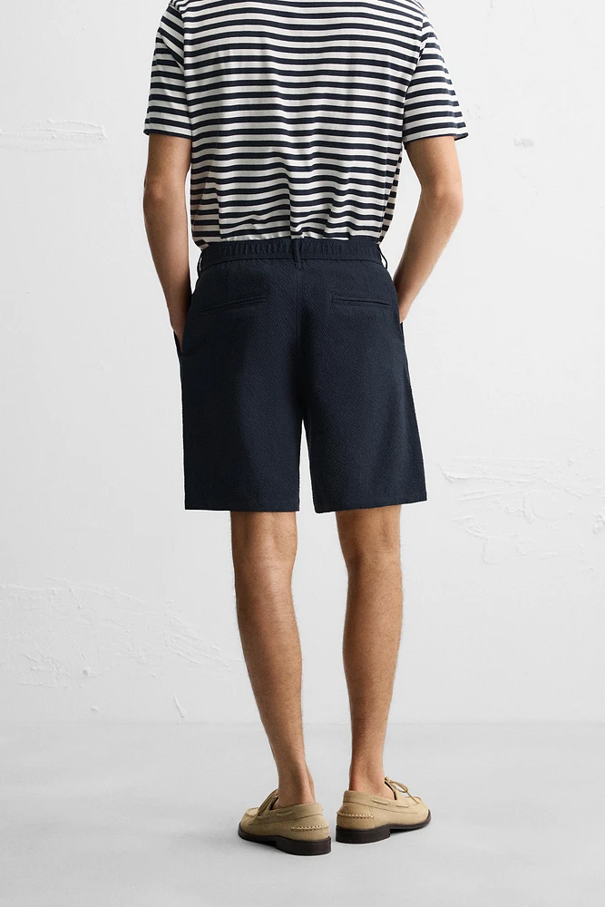 TEXTURED REGULAR FIT SHORTS