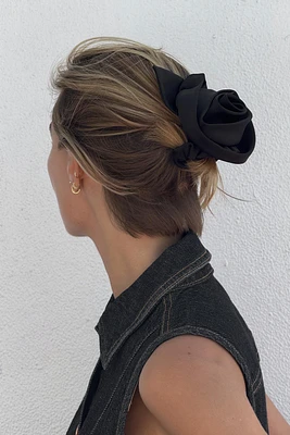 FLOWER AND LEAF HAIR TIE