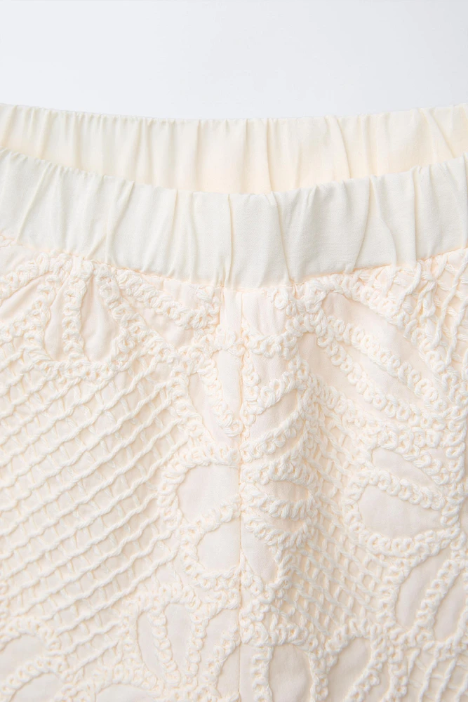 BERMUDA CROCHET