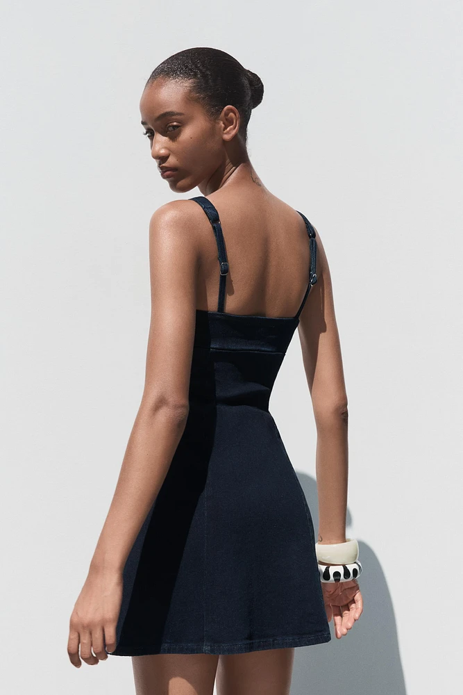 ROBE Z1975 MINI EN DENIM À BRETELLES