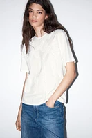 VOLUME RUCHED T-SHIRT
