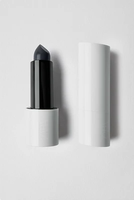 ZARA MYSTIC LIP BALM - PH reactive color lip balm.