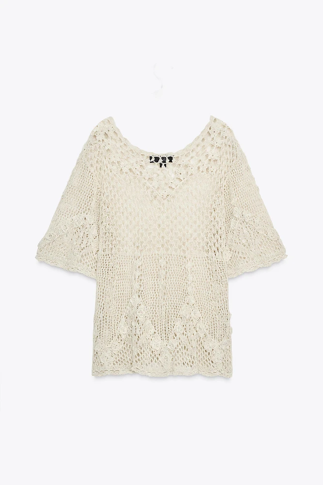 TEXTURED CROCHET KNIT TOP