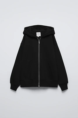 HOODED SWEATSHIRT WITH ZIP