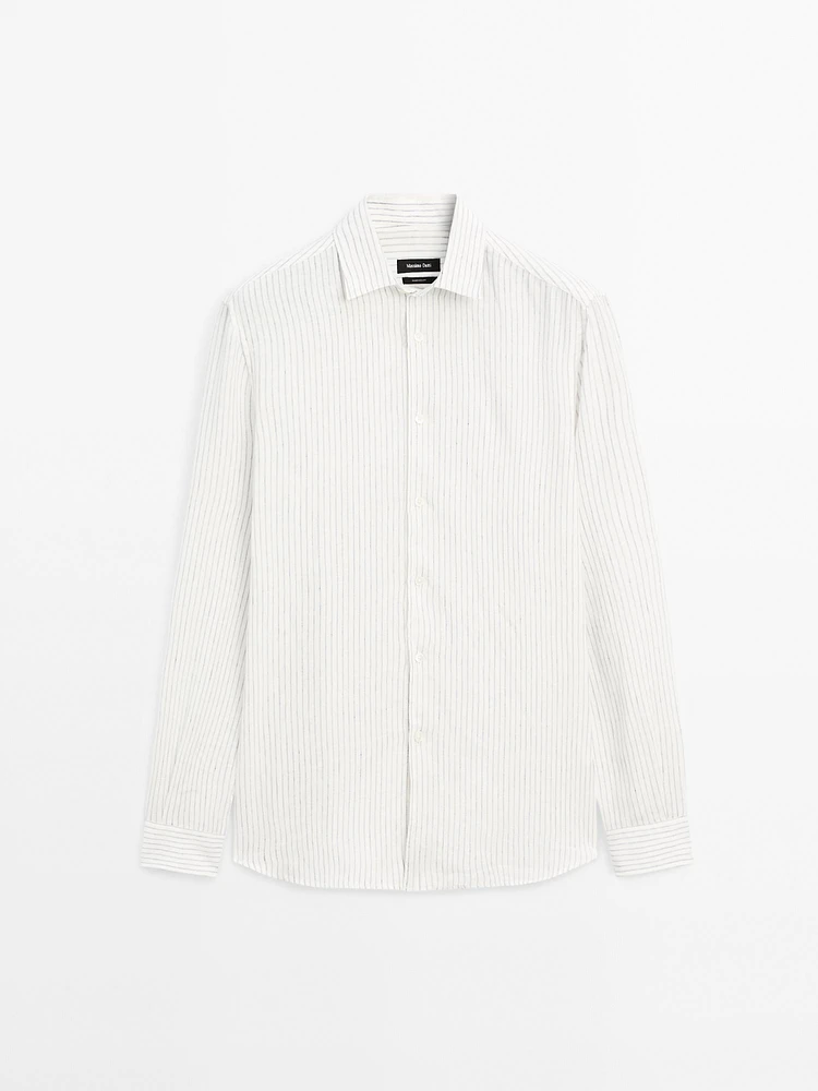 Chemise slim à rayures en lin